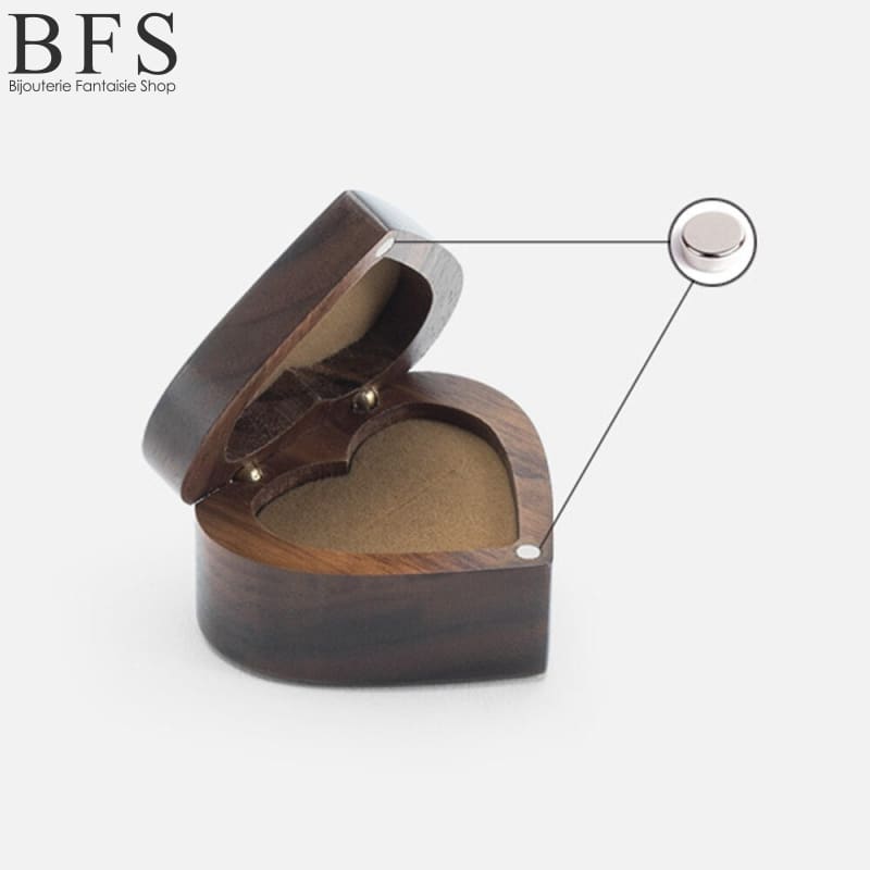 boite-a-bijoux-en-forme-de-coeur