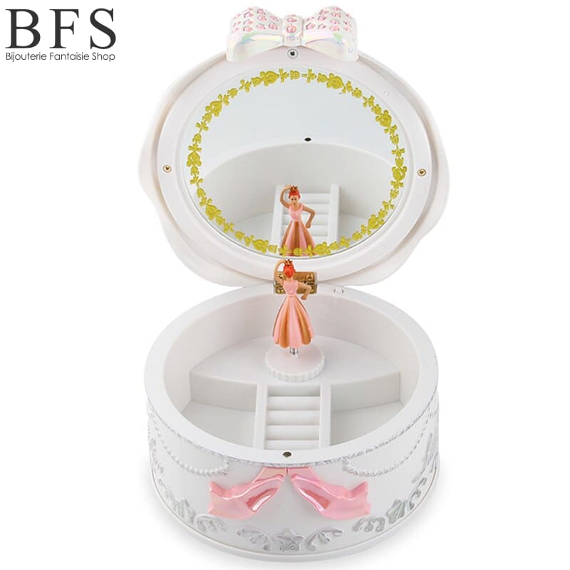 boite-a-bijoux-musicale-blanche