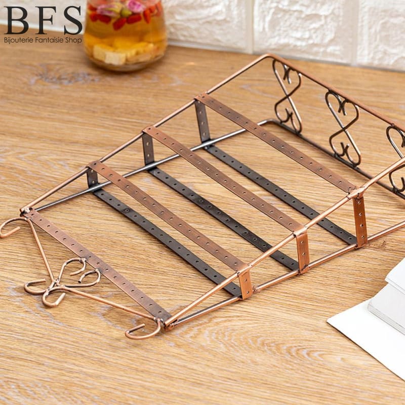 porte-boucle-d-oreille-fantaisie